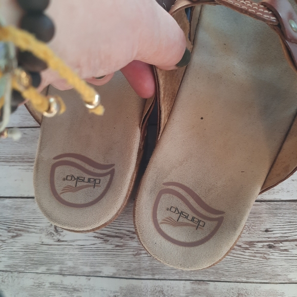 Dansko Serena Wedge Clog Sandal Leather brown Flower - Picture 9 of 12